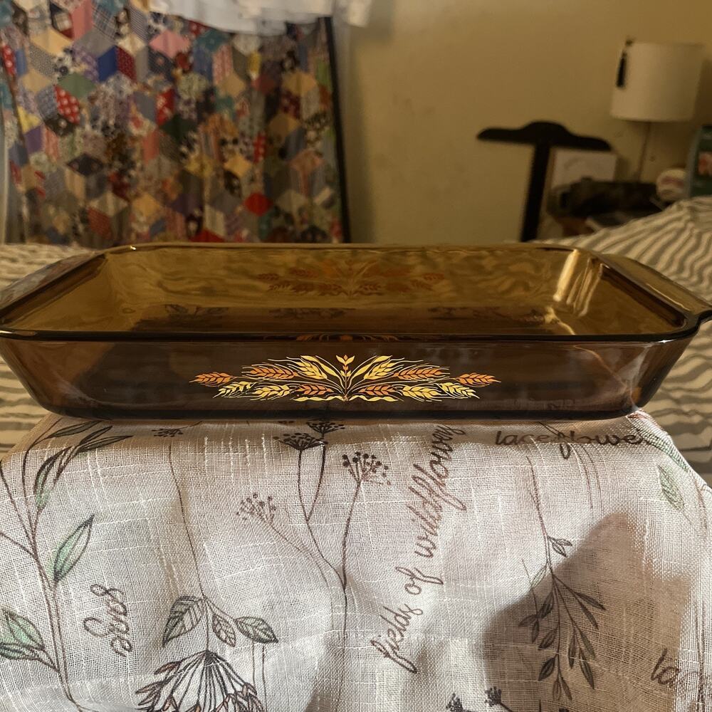 Anchor Hocking 2qt Amber Glass Casserole Dish 8 x 11.5 x 2 Yellow wheat vintage